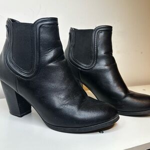 Call It Spring Black Faux Leather Heeled Ankle Boots – Size 9
